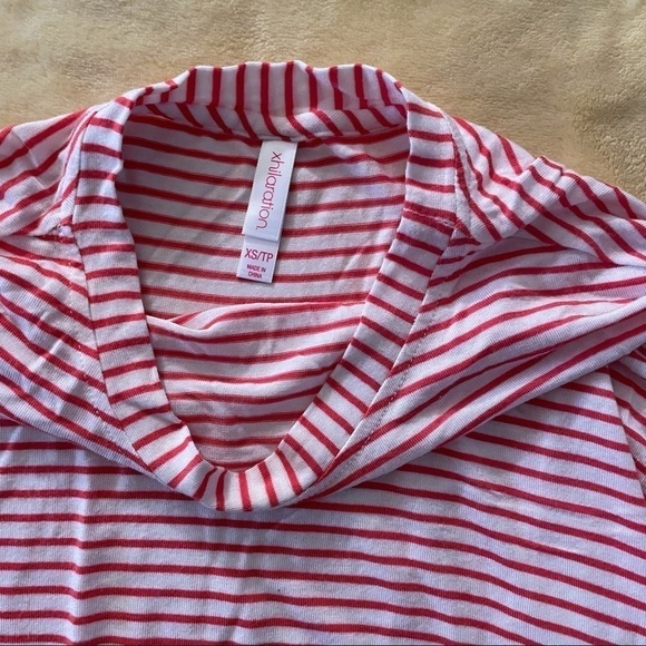 *Red and white striped shirt - Picture 2 of 6